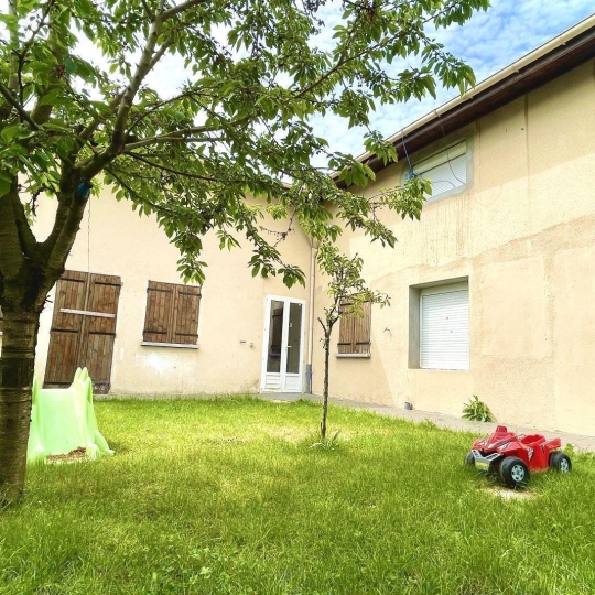 Annonces VINCENNES : Immeuble | GAGNY (93220) | 321 m2 | 0 &euro; 