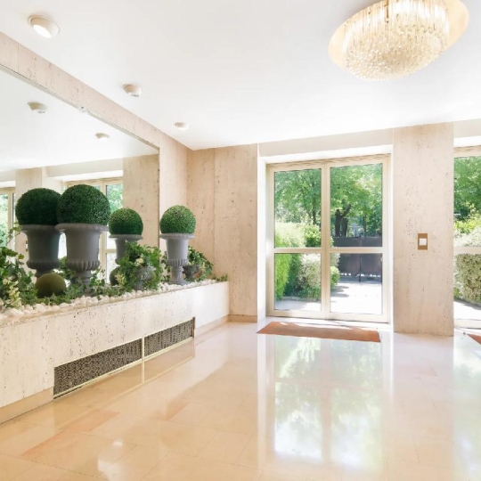  Annonces VINCENNES : Apartment | PARIS (75016) | 76 m2 | 1 500 000 &euro; 