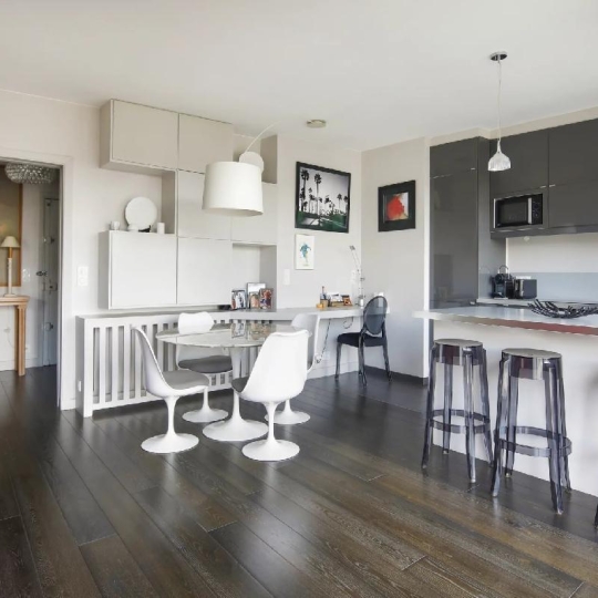  Annonces VINCENNES : Appartement | PARIS (75015) | 81 m2 | 1 360 000 &euro; 
