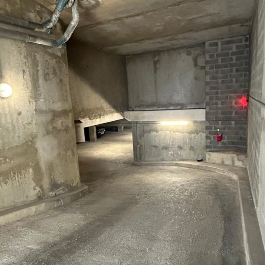  Annonces VINCENNES : Garage / Parking | PARIS (75015) | 12 m2 | 120 &euro; 