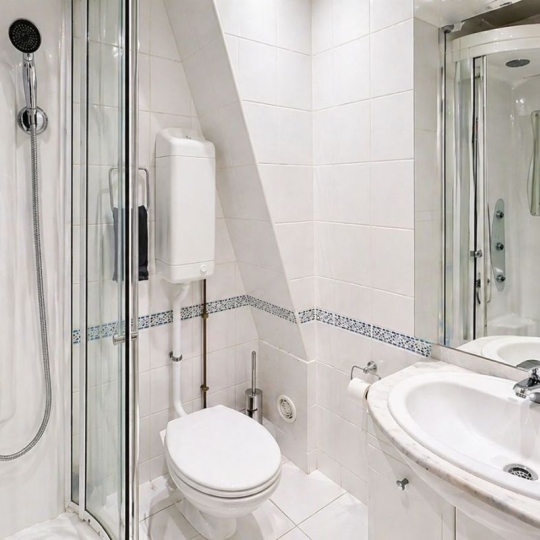  Annonces VINCENNES : Appartement | PARIS (75016) | 100 m2 | 998 000 &euro; 