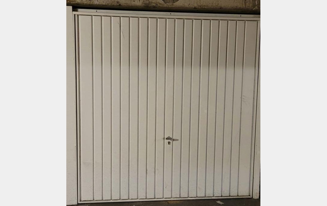 Annonces VINCENNES : Garage / Parking | PARIS (75018) | 12 m2 | 117 &euro; 