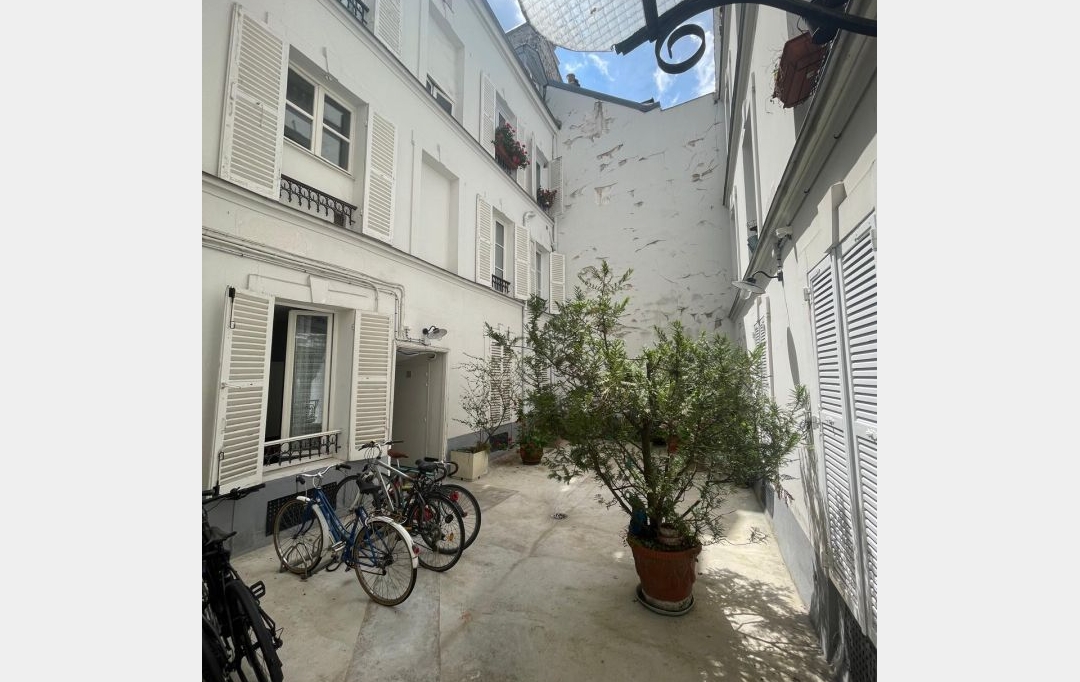 Annonces VINCENNES : Appartement | PARIS (75018) | 22 m2 | 860 &euro; 