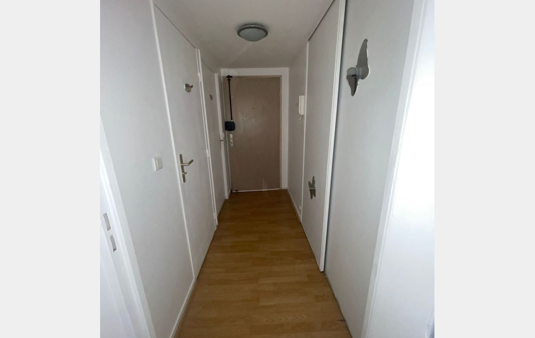 Annonces VINCENNES : Appartement | LIVRY-GARGAN (93190) | 32 m2 | 148 000 &euro; 