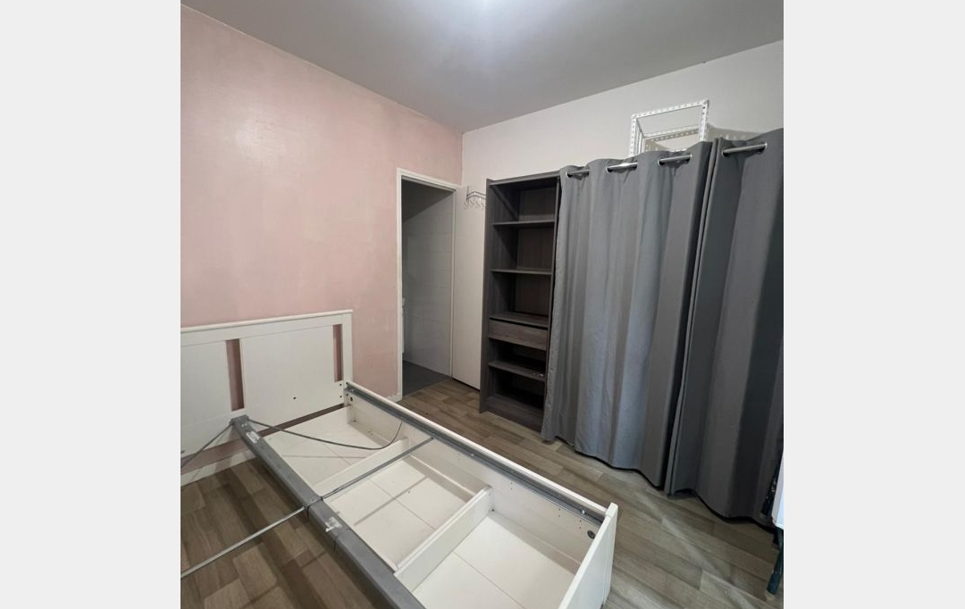 Annonces VINCENNES : Appartement | CHARENTON-LE-PONT (94220) | 24 m2 | 181 000 &euro; 