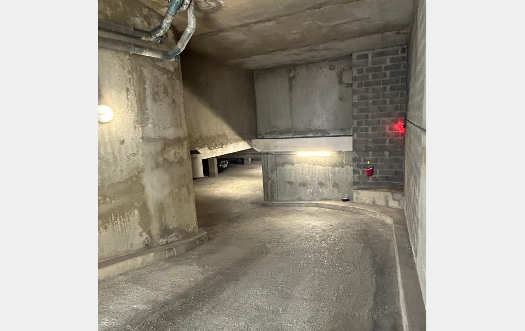 Annonces VINCENNES : Garage / Parking | PARIS (75015) | 12 m2 | 120 &euro; 