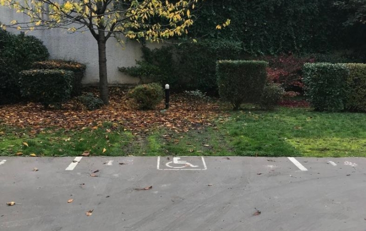  Annonces VINCENNES Parking | ISSY-LES-MOULINEAUX (92130) | 0 m2 | 85 € 