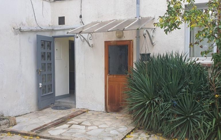Appartement P2   SAINT-MAURICE  30 m2 139 000 € 