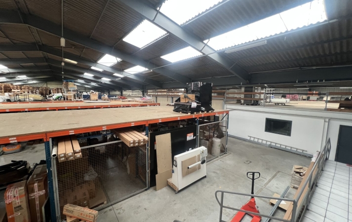  Annonces VINCENNES Local / Bureau | LES SORINIERES (44840) | 4 090 m2 | 2 995 000 € 